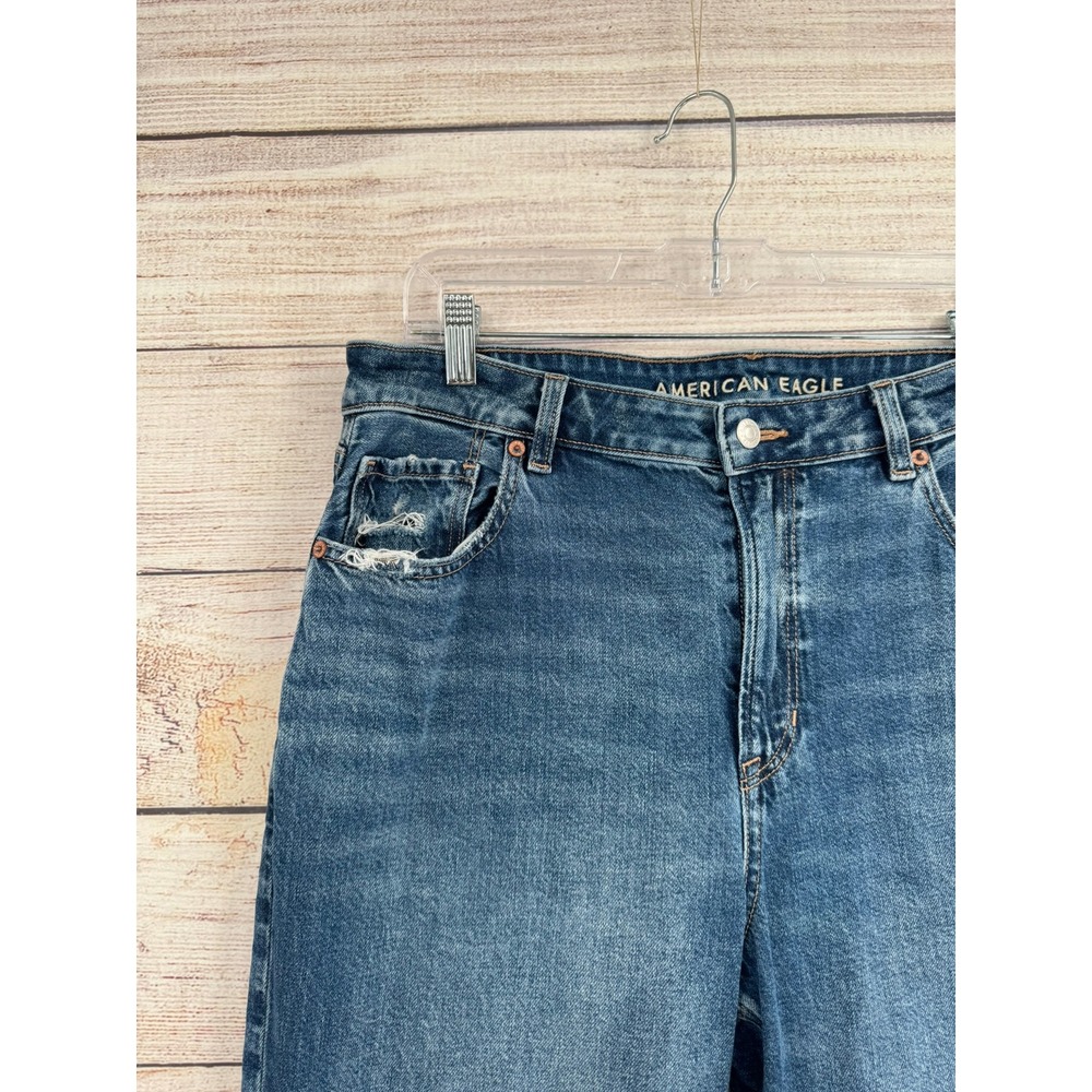 American Eagle Mom Jean Womens 14 Long Blue High Rise Strigid Raw Hem Distressed - Picture 9 of 9